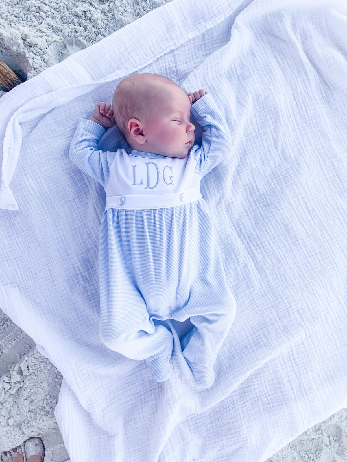 Baby boy coming home outfit, Monogrammed footie romper, Personalized Baby gift, sleeper, newborn pictures, blue tiny stripe bib front footie